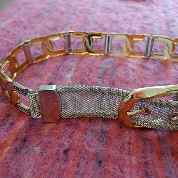 Vintage Metal & Mesh Belt Sz Small 28 to 30" Waist Unisex Silver & Gold Tones - Picture 2 of 9